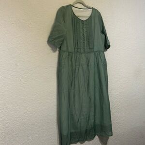 Green Dress size large nice simple and comfortable summer dress